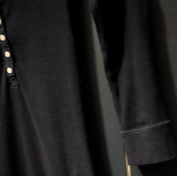 Hollister Y2K Henley  3/4 Sleeve - Picture 5 of 6